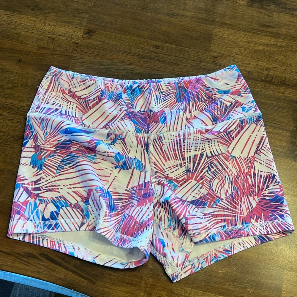 Fleo Shorts